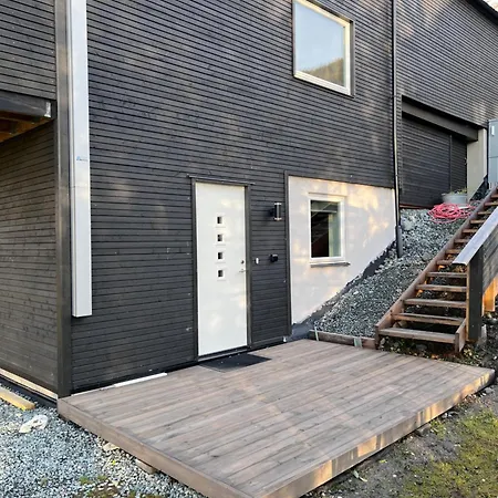 Modern Arctic Leilighet *